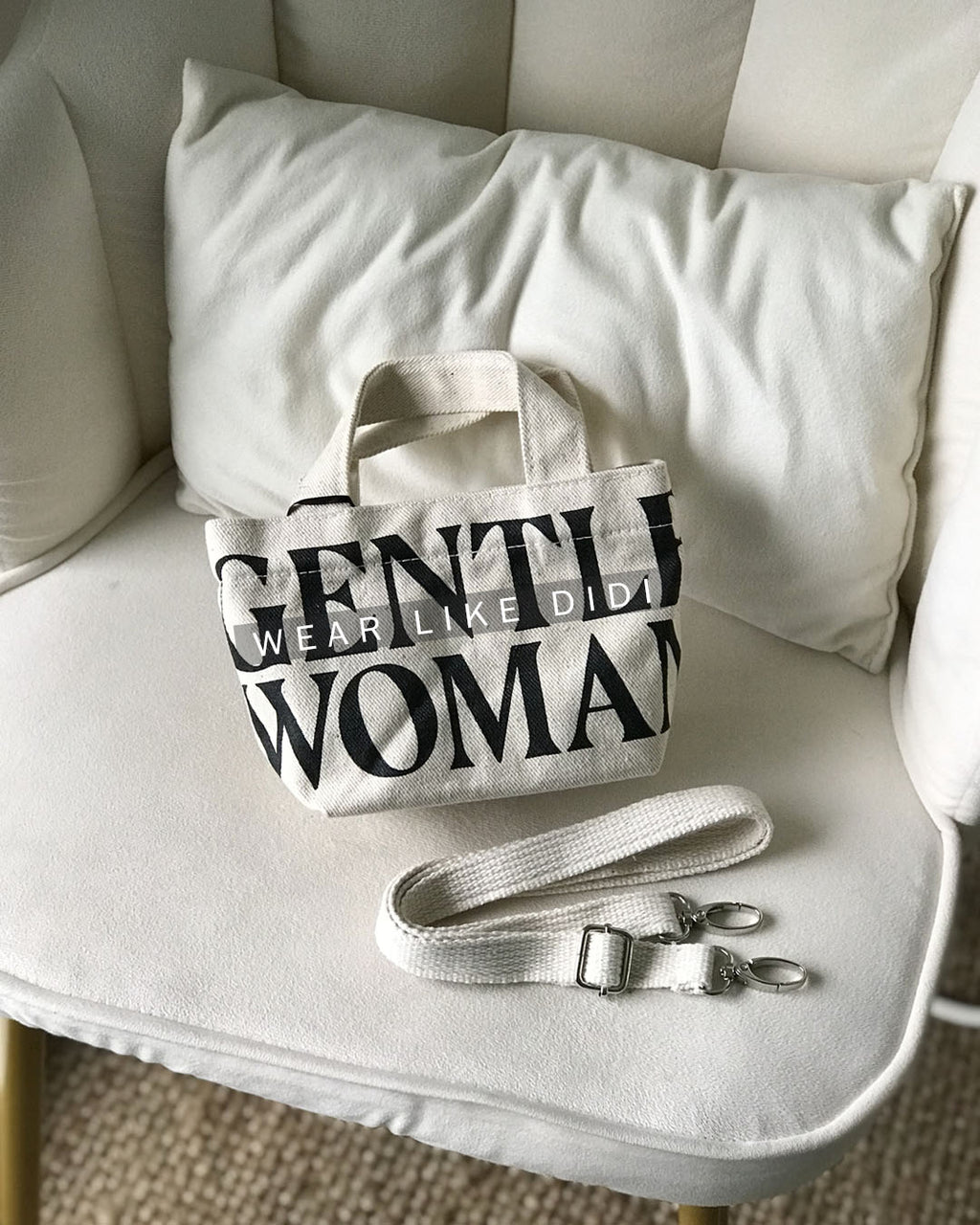 MICRO CANVAS TOTE (CREAM) | GENTLEWOMAN