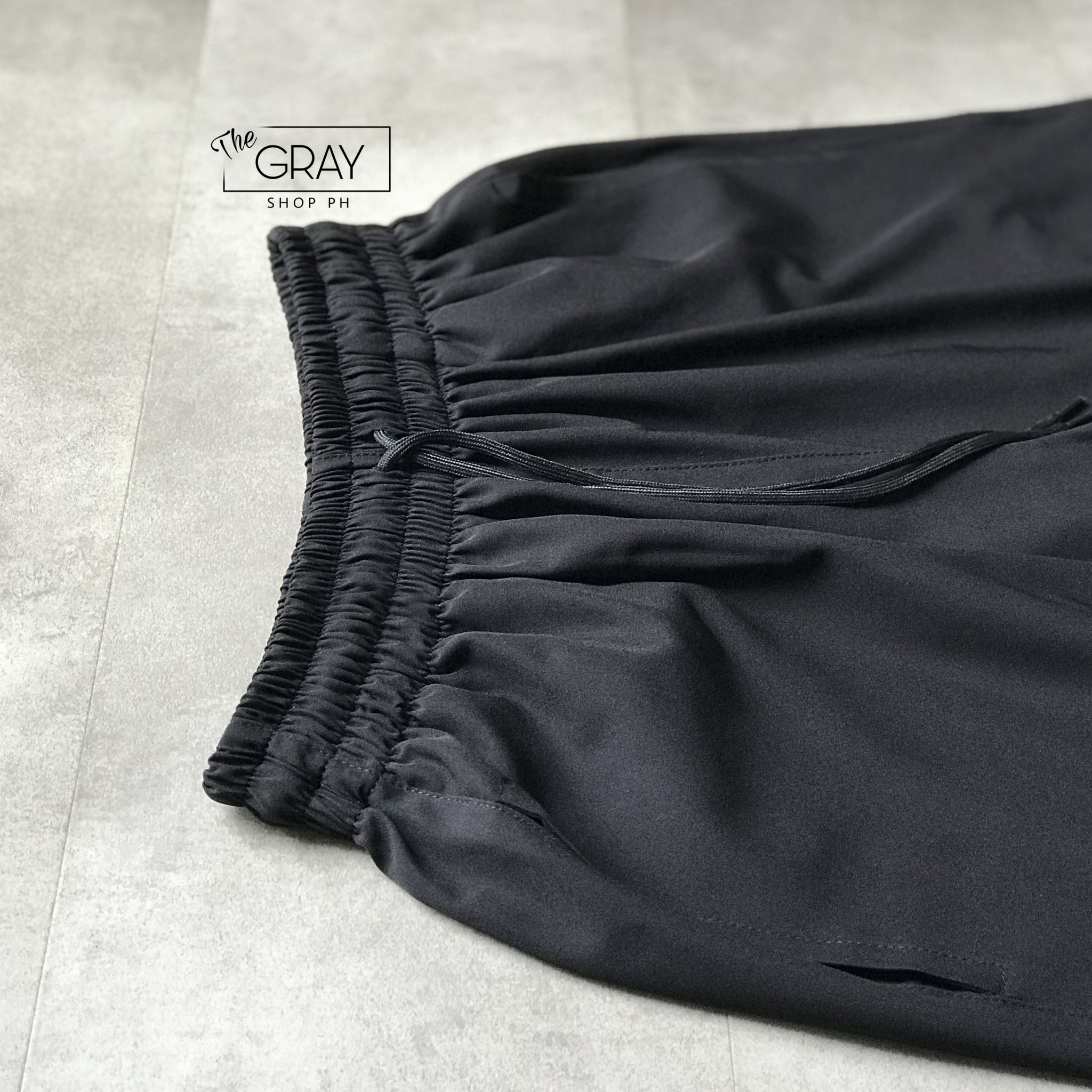 PLAIN TASLAN SHORTS (VERSION 2)